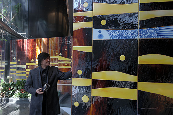 Professor Yin und "Happy Fish"